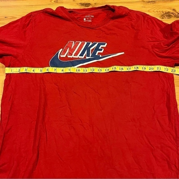Nike Logo Tee (Sz XL) - Picture 6 of 7